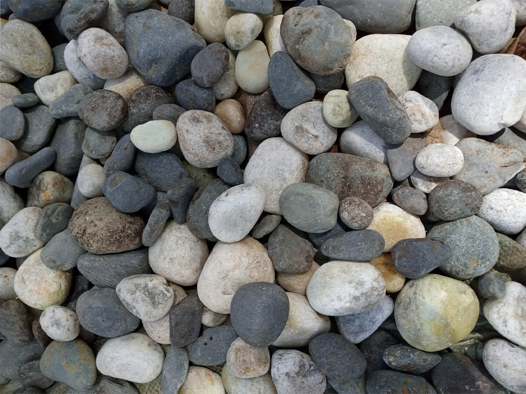 White and Black Pebbles